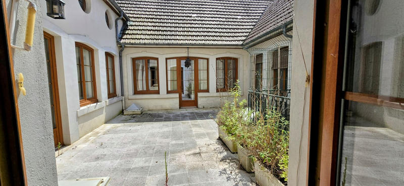 Maison - 188 m² - 6 pièces