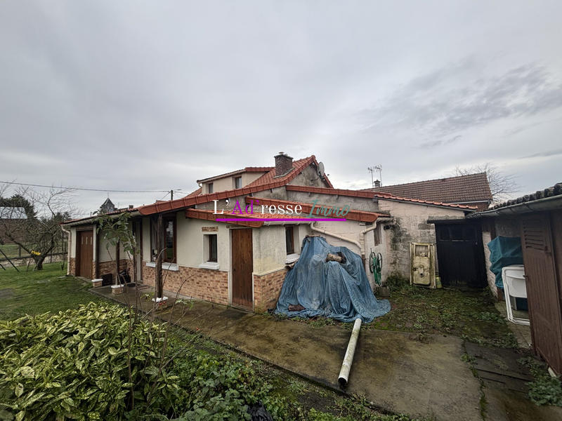 Maison - 99 m² - 5 pièces