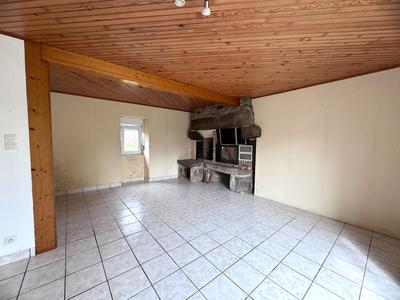 Maison - 128 m² - 7 pièces