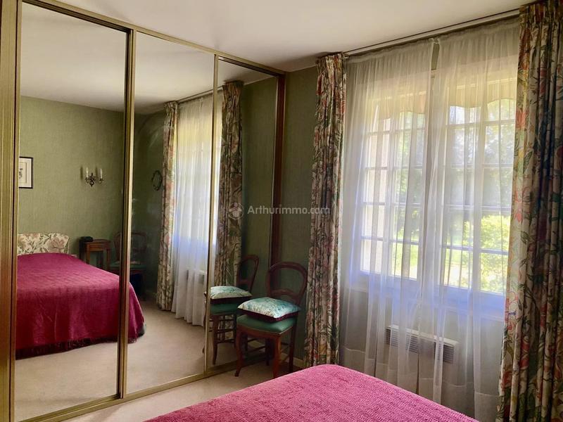 Maison - 198 m² - 7 pièces