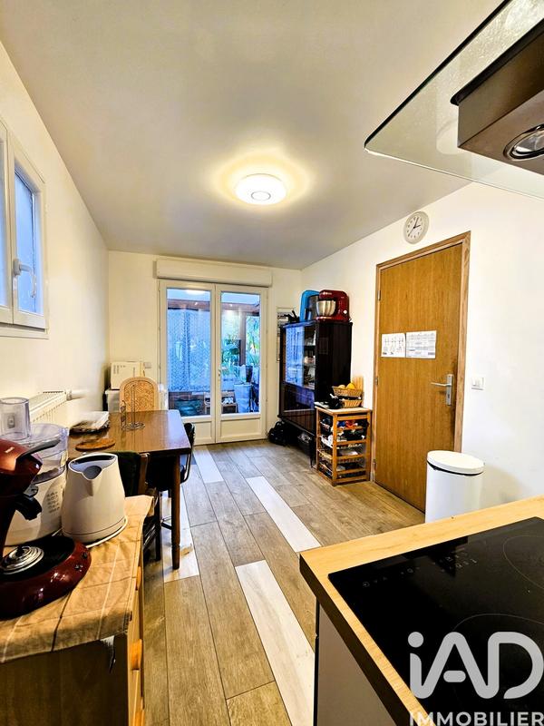 Maison - 141 m² - 9 pièces