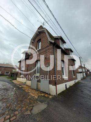 Immeuble - 137 m² - 8 pièces