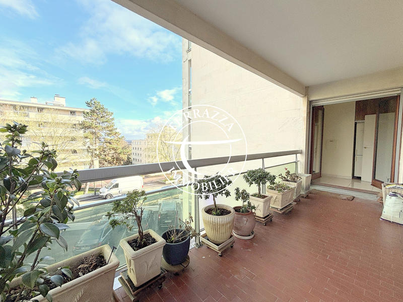 Appartement - 100 m² - 3 pièces