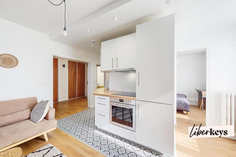 Appartement - 85 m² - 5 pièces