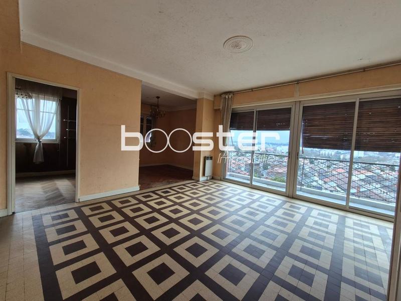 Appartement ancien - 112 m² - 6 pièces