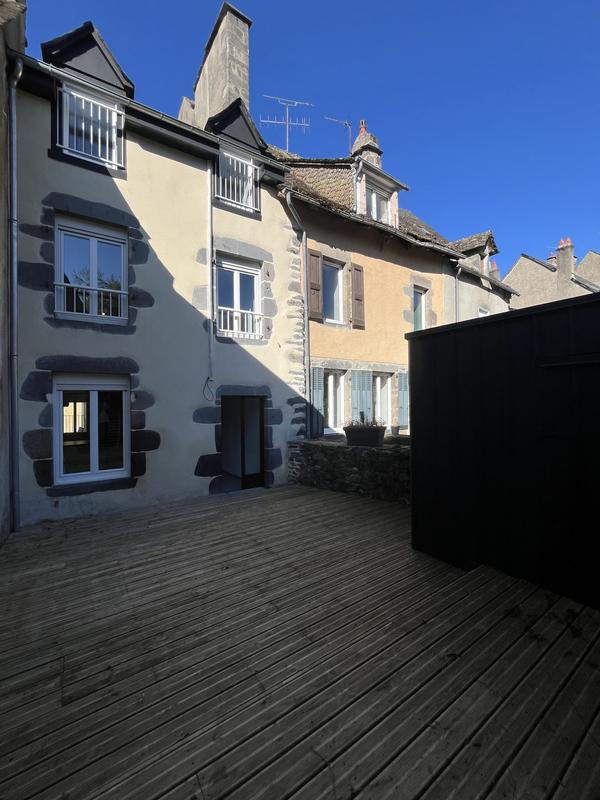 Maison - 155 m² - 6 pièces