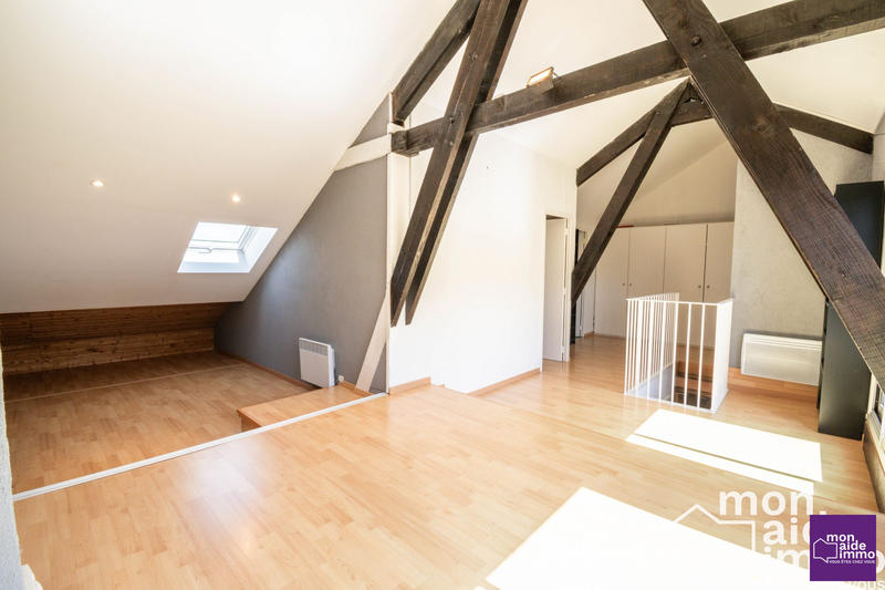 Appartement - 105 m² - 5 pièces