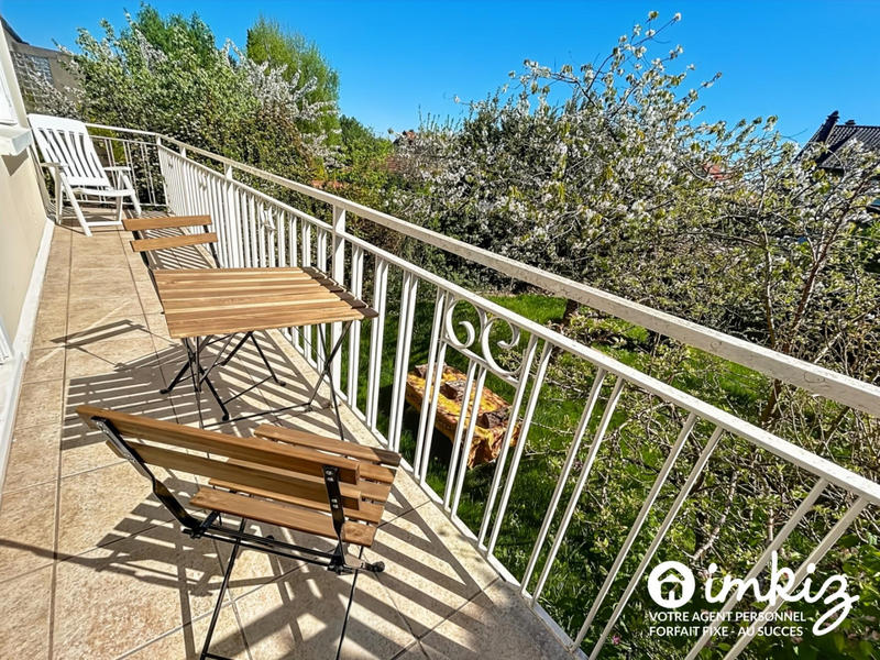 Maison - 231 m² - 7 pièces