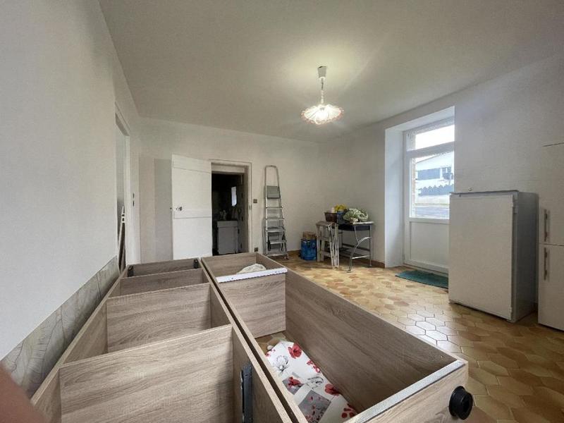 Maison - 97 m² - 5 pièces