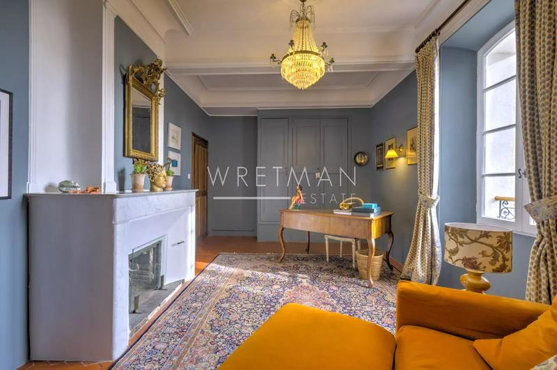 Propriété - 322 m² - 10 pièces