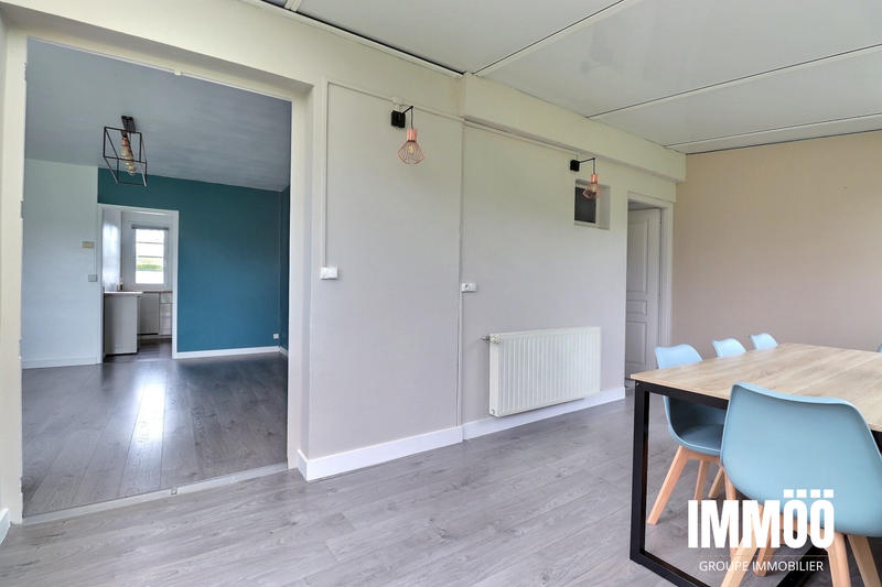 Maison - 90 m² - 5 pièces