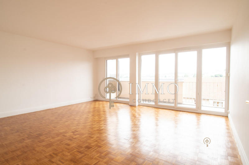 Appartement - 83 m² - 4 pièces