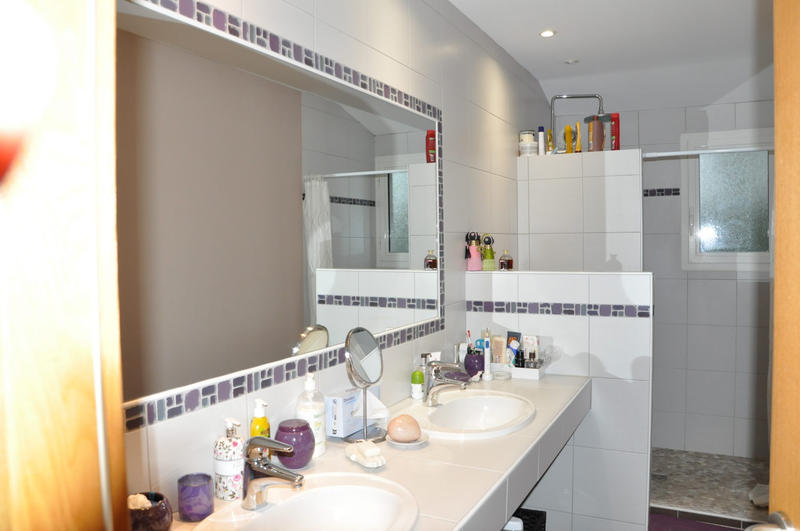 Maison contemporaine - 340 m² - 8 pièces