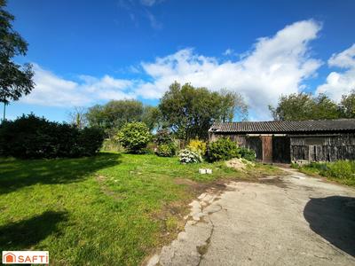 Maison - 161 m² - 8 pièces