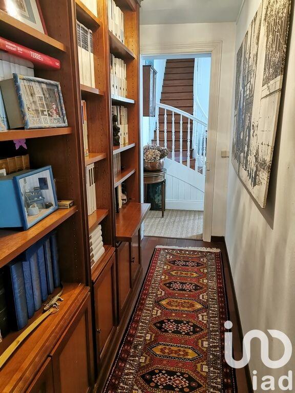 Appartement - 280 m² - 14 pièces