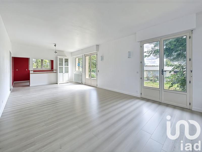 Maison - 185 m² - 9 pièces