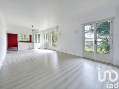 Maison - 185 m² - 9 pièces