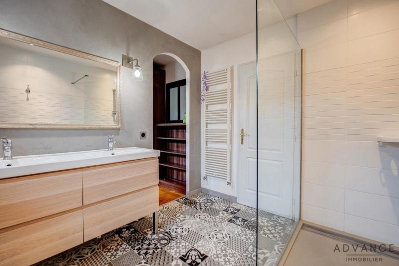 Maison - 188 m² - 6 pièces