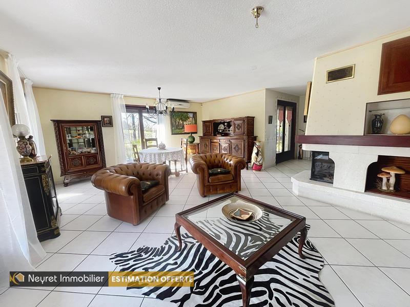 Maison - 158 m² - 7 pièces