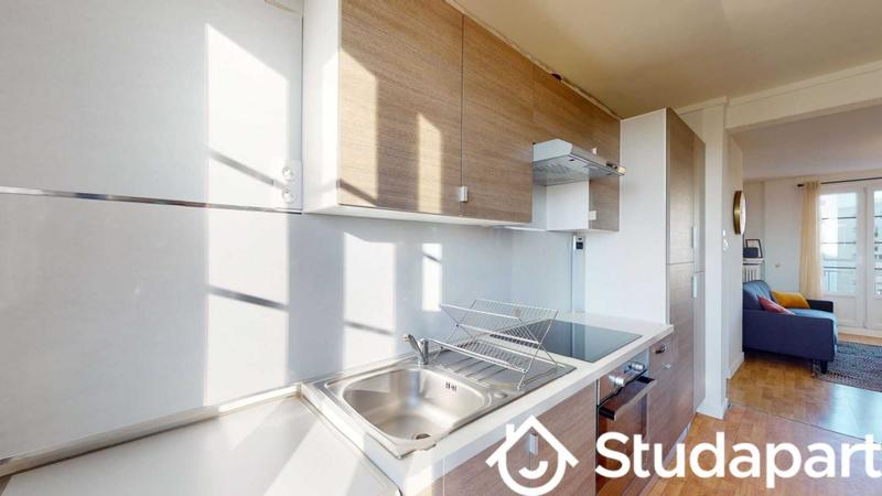 Chambre - 10 m² - 1 pièce