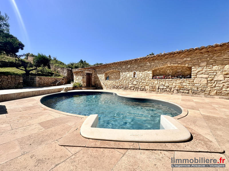 Mas - 282 m² - 11 pièces