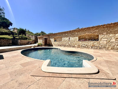 Mas - 282 m² - 11 pièces