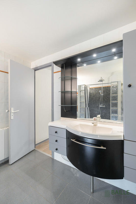 Appartement - 104 m² - 4 pièces