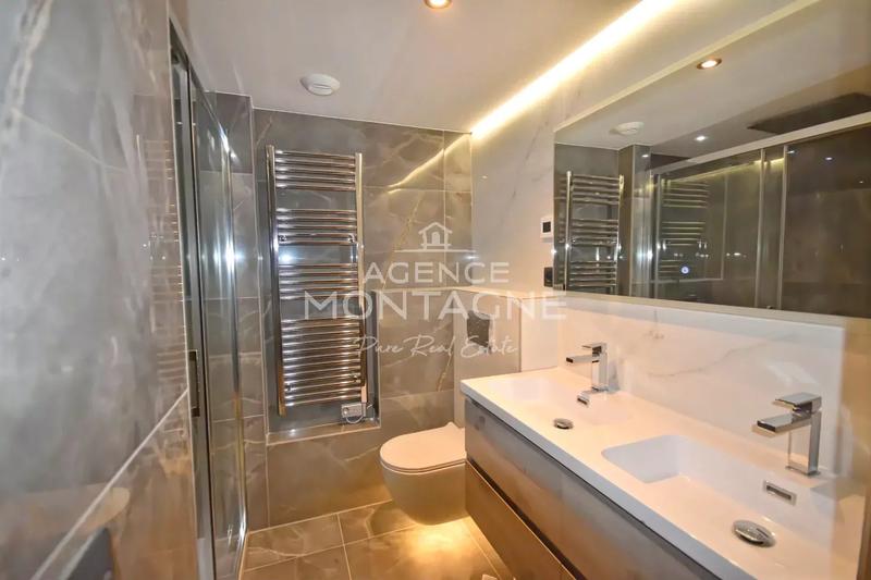 Appartement - 84 m² - 4 pièces