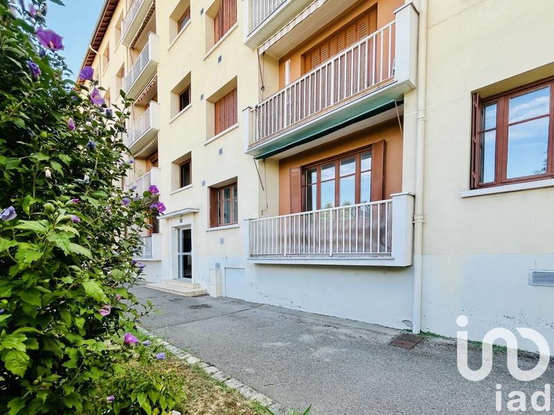 Appartement - 75 m² - 5 pièces