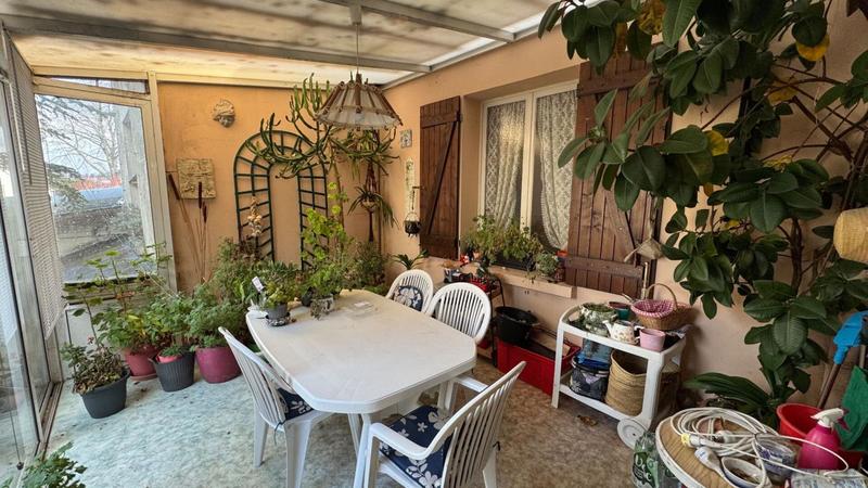 Maison - 212 m² - 10 pièces