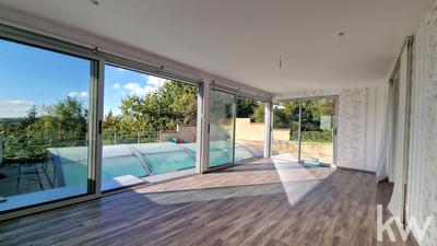 Maison - 268 m² - 8 pièces