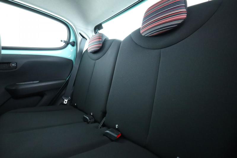 Citroën C1 1.0 VTi Shine 5p 72 ch