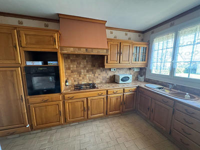 Maison - 190 m² - 8 pièces