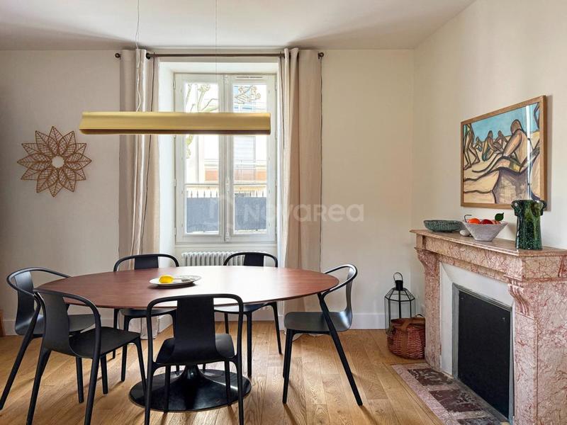 Maison - 140 m² - 6 pièces