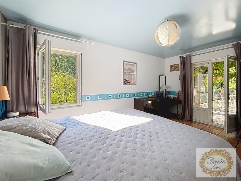 Villa - 183 m² - 7 pièces