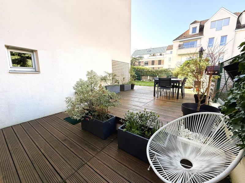 Appartement - 122 m² - 6 pièces