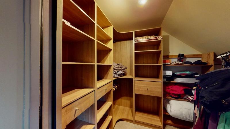 Maison - 314 m² - 11 pièces