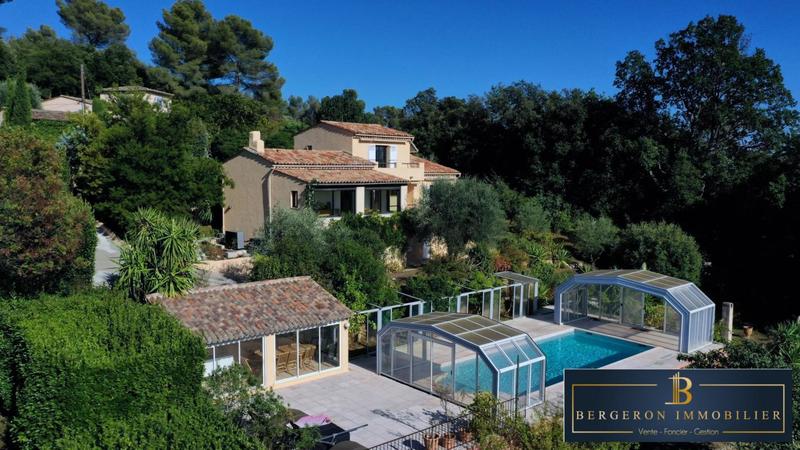 Maison - 185 m² - 5 pièces