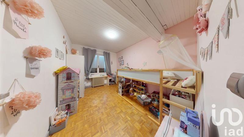 Maison - 193 m² - 11 pièces