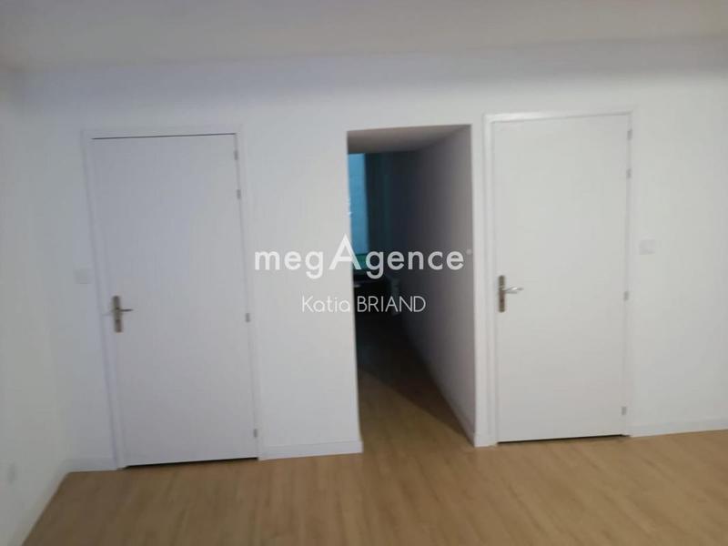 Local commercial - 46 m² - 2 pièces