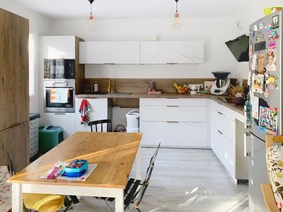 Maison - 95 m² - 4 pièces