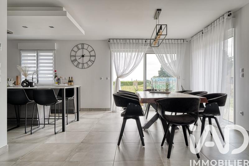 Maison - 132 m² - 6 pièces