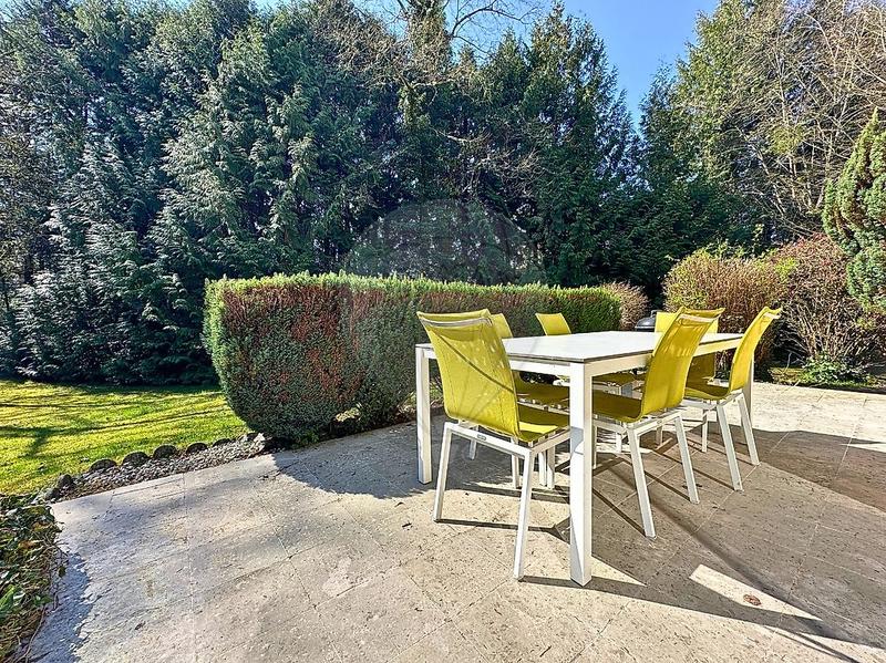 Maison - 175 m² - 8 pièces