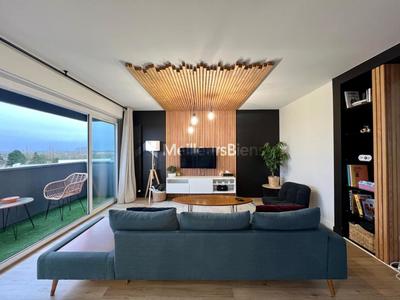 Appartement - 84 m² - 5 pièces