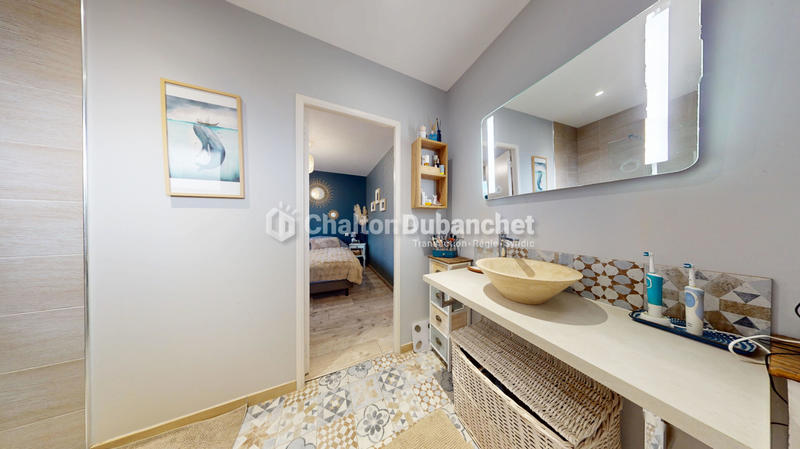 Maison - 165 m² - 8 pièces