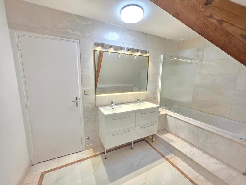 Villa - 150 m² - 4 pièces