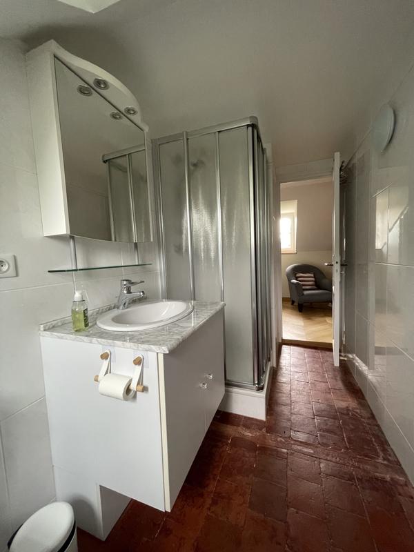 Maison - 279 m² - 10 pièces