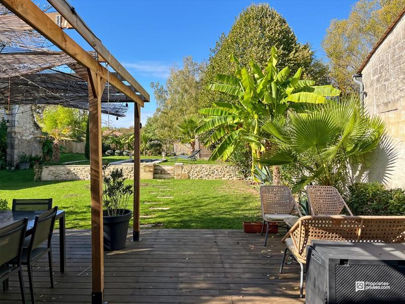 Maison - 105 m² - 4 pièces