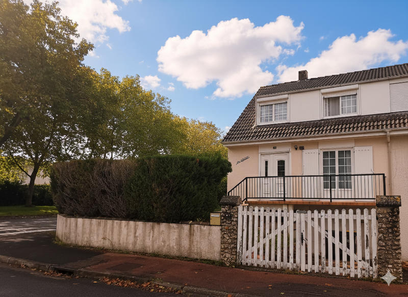 Maison - 100 m² - 4 pièces