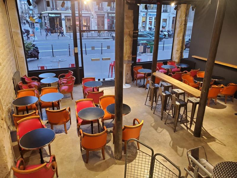 Fonds de commerce - Local commercial - 230 m²